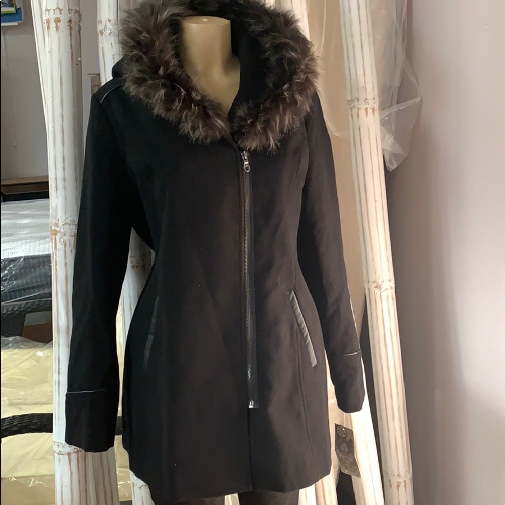 NWTs Women’s Maralyn & Me Black Pea Coat
